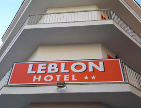 Отель Hotel Leblon  Эль Аренал